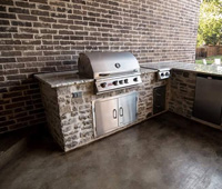 Outdoor Kitchens